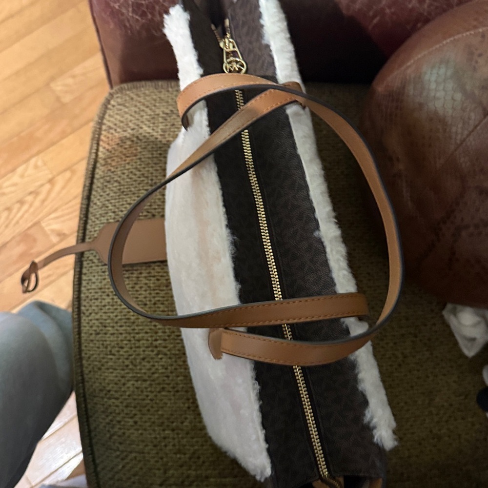 NWT $398 Michael Kors Sinclair Tote Shearling Leather MK Logo - Picture 3 of 8